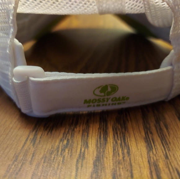 Mossy Oak Bright Green Neon Adjustable Mesh Structured Adult Baseball Cap - Picture 10 of 10